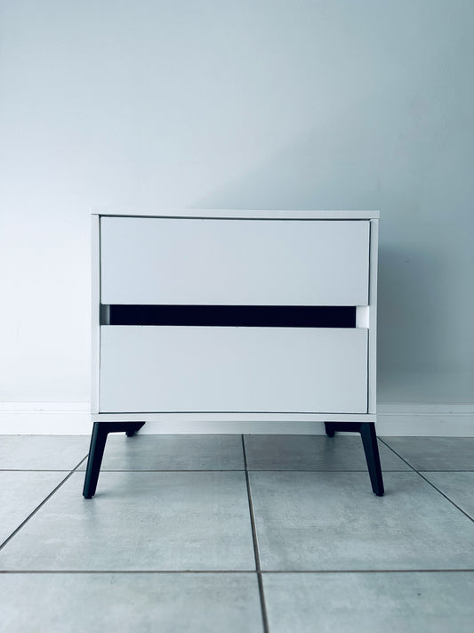 Genesis Gola Pedestals