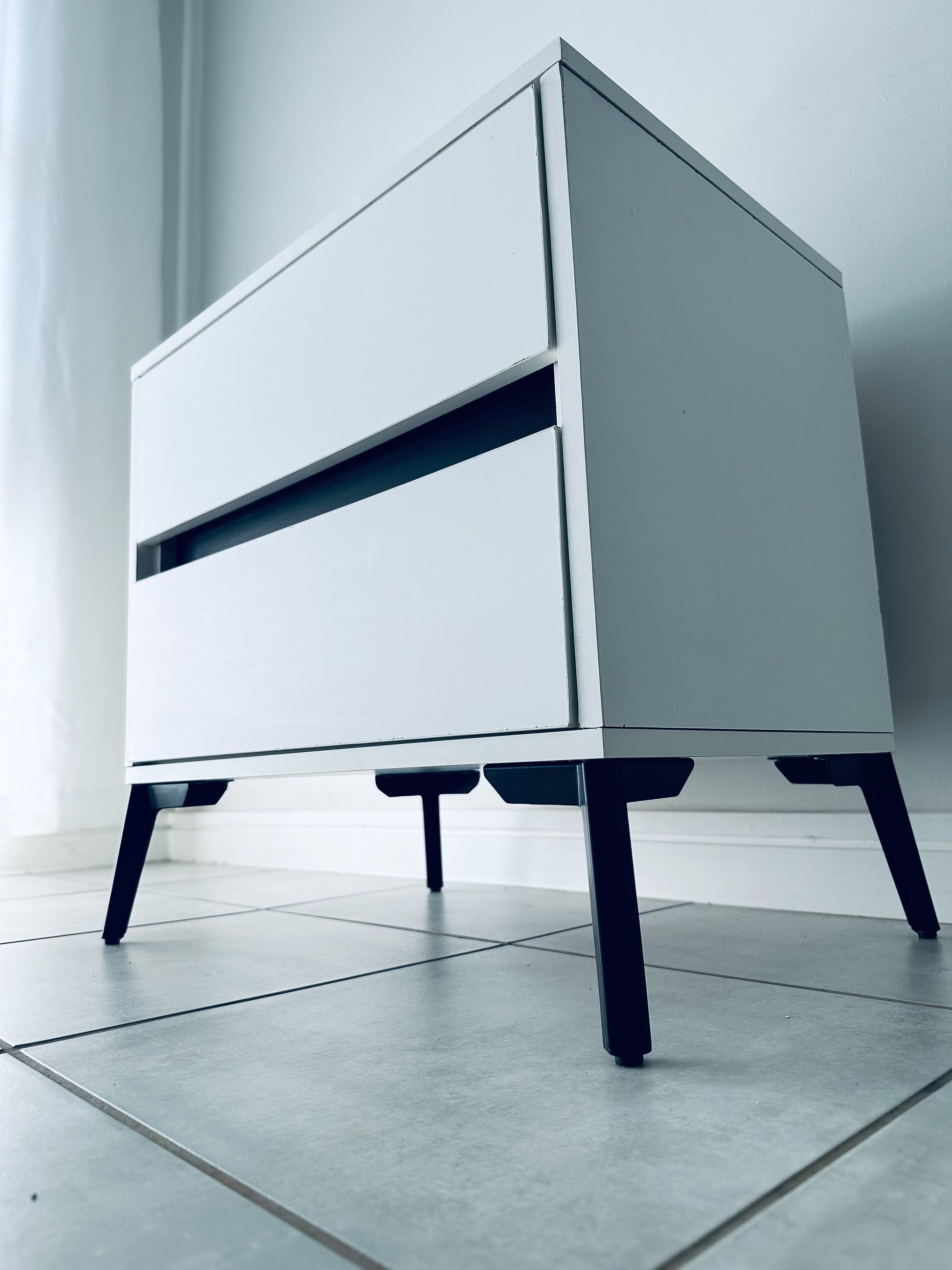 Genesis Gola Pedestals