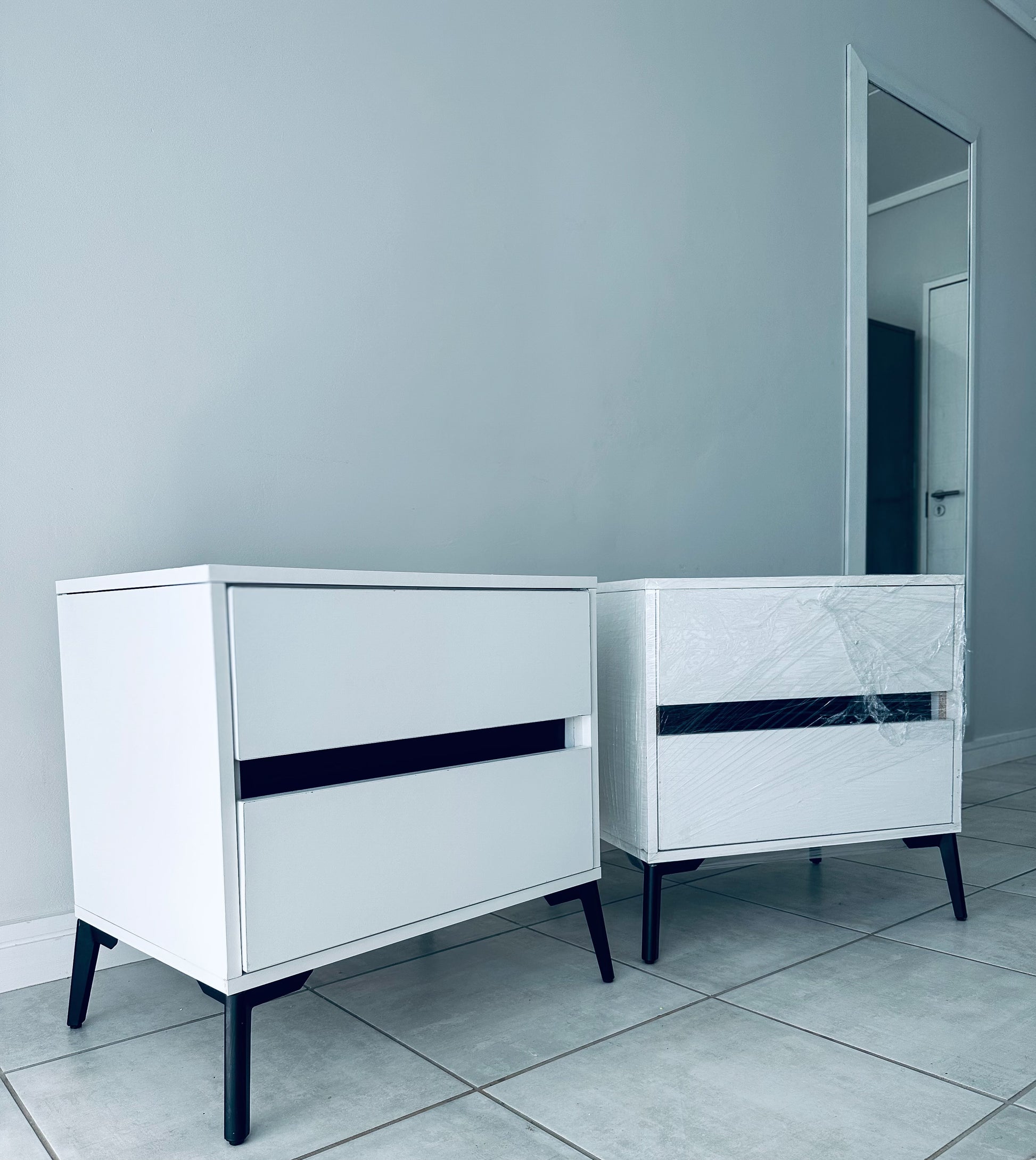Genesis Gola Pedestals
